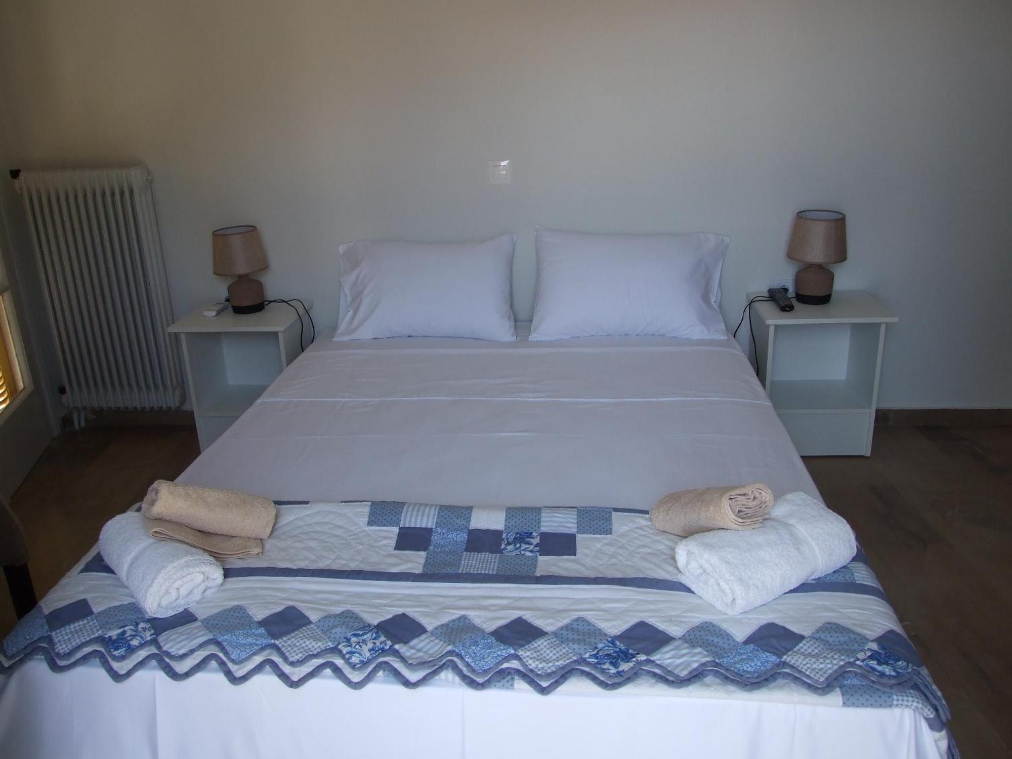 Nafpaktos Apartment And Studios In Port Camera foto