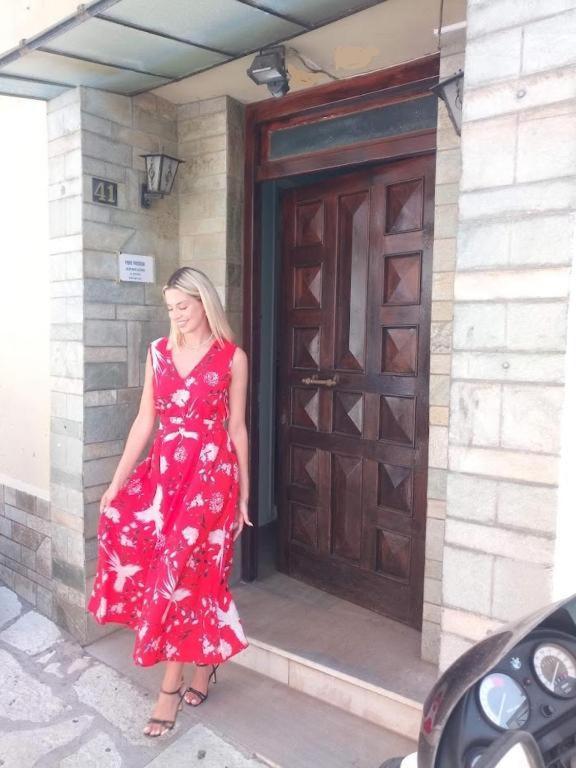 Nafpaktos Apartment And Studios In Port Esterno foto